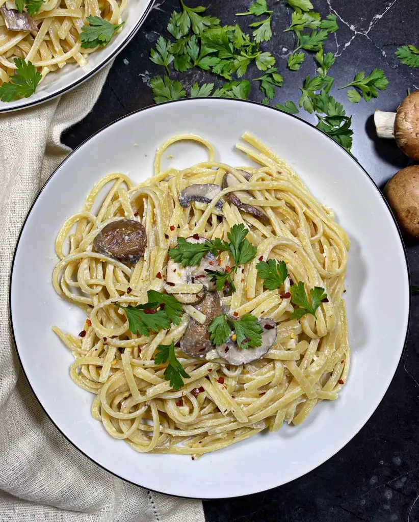 creamy vegan truffle mushroom pasta