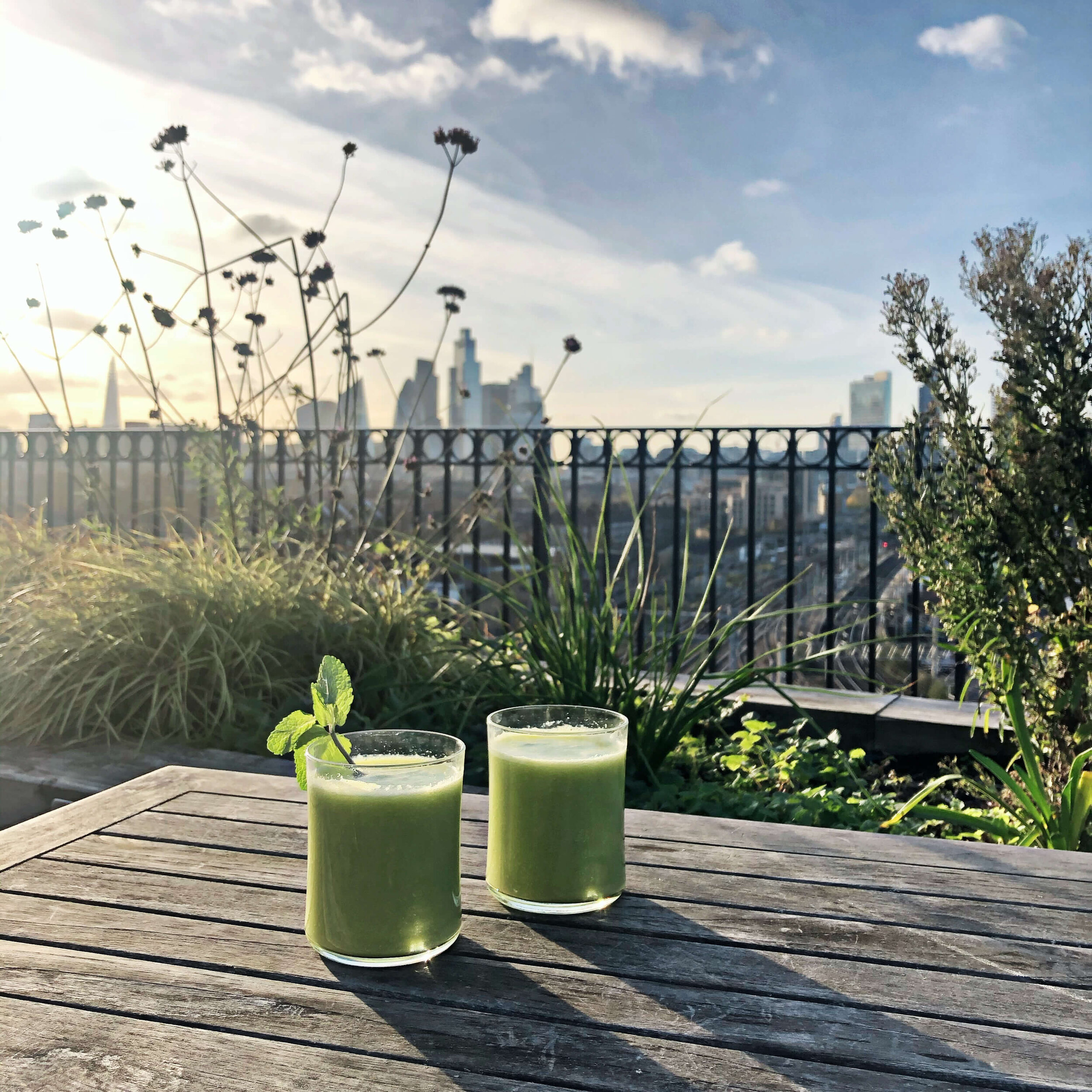 Cleansing cucumber pineapple juice