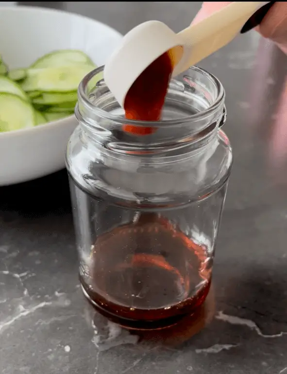 asian cucumber salad dressing