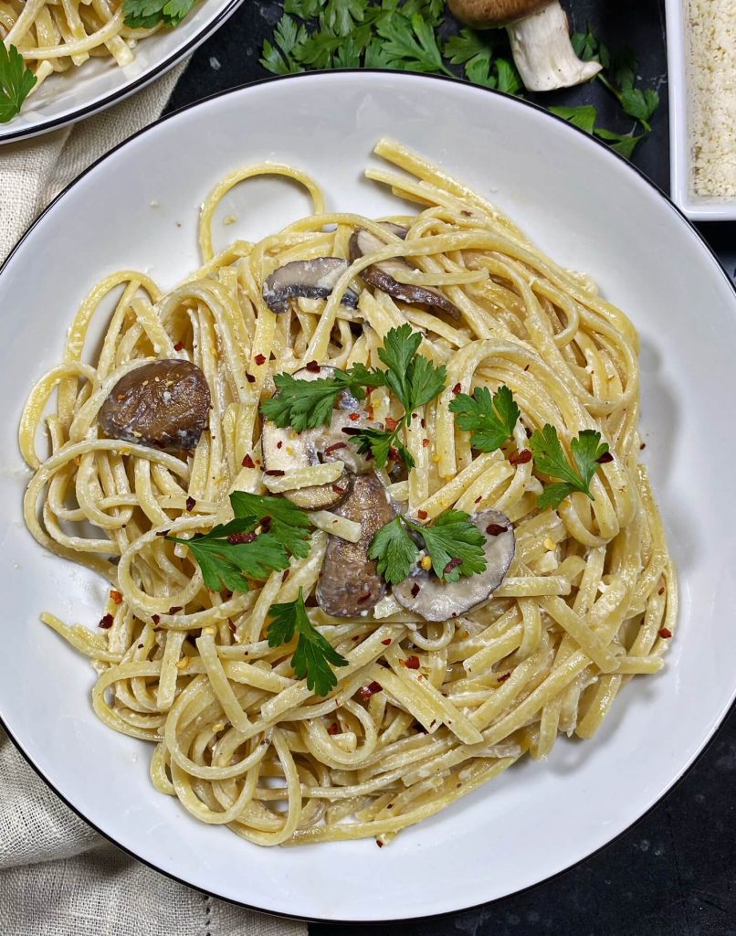 easy vegan mushroom pasta