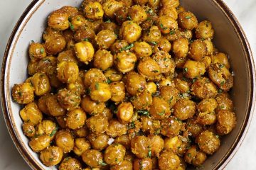 Ultimate Cripsy Roasted Chickpeas